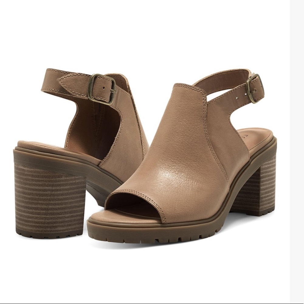 ✨Lucky Brand Latte Deylin Leather Heeled Boots✨